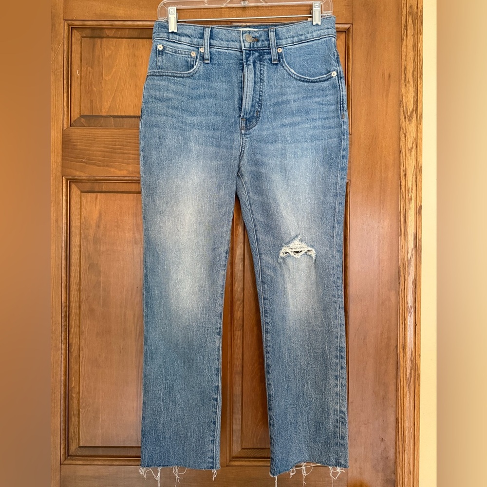 Madewell Women's Cropped Jeans in Distressed Blue